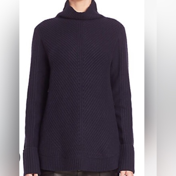 Vince wool / cashmere mix directional sweater size L dark navy soft